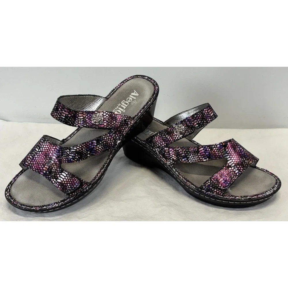 Alegria Loti Funtastic Slip-on Leather Wedge Sandal EU 41 10 Purple Snakeskin